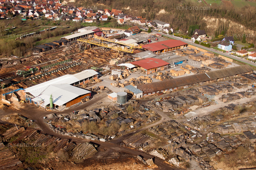 Aerial view: View of the town in Mothern in the state Bas-Rhin, France.Photo: IMG_25620.jpg taken on 04/02/2010 by Werner Riehm/FLY-FOTO.comResolution of the original: 4752 x 3168 px