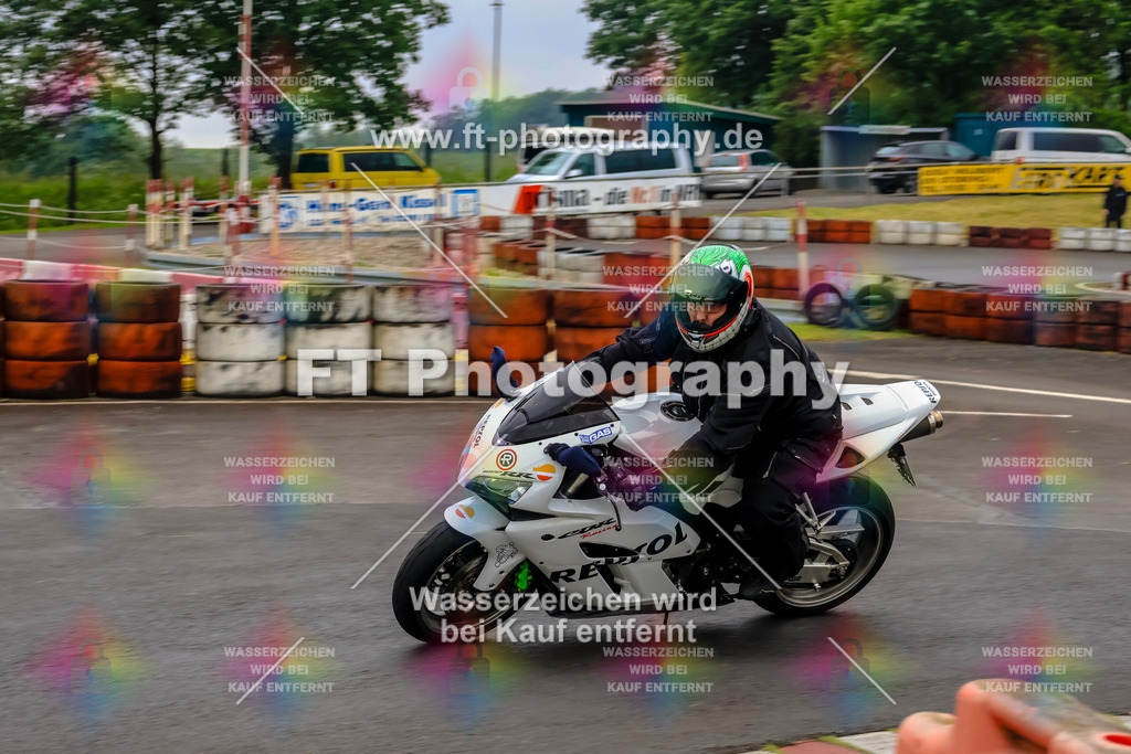 OBK-5419 | Hier findet Ihr Bilder von Touristenfahrten auf der Nürburgring Nordschleife oder von anderen Veranstaltungen die ich besucht habe. Viel Spass beim Durch Schauen 