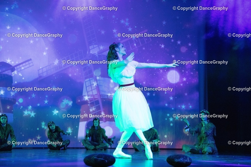 GPHY2925 | DanceGraphy - Realisiert mit Pictrs.com