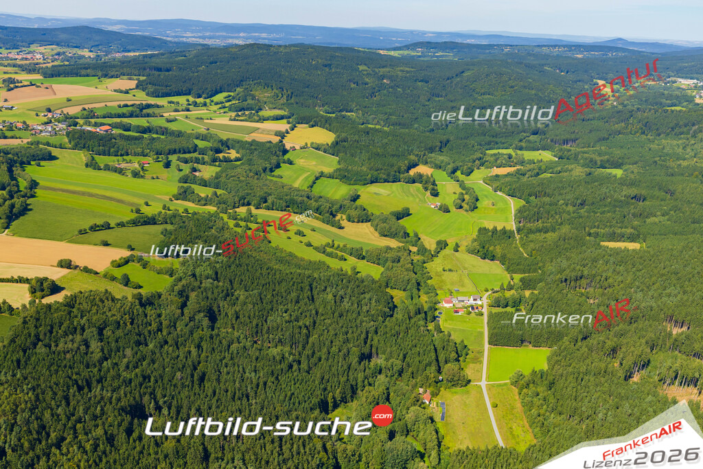 Luftbild Vs Google Maps  Unterlöwenthal  Tiefenbach -Das Luftbild wurde 2025 vom UL-Flugzeug heraus erstellt ( keine Drohne ) - Hochauflösende Luftaufnahme -Nicht vergleichbar mit Google Maps oder Satelittenbilder- Die Geschenkidee !Mit Lizenz und Bildrechte bestellbar