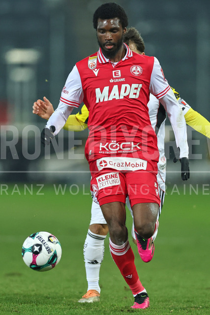 Austrian Bundesliga: Grazer AK 1902 vs LASK | GRAZ, AUSTRIA, 13.DEC.25 - SOCCER - ADMIRAL Bundesliga, Grazer AK 1902 vs LASK. The image shows Beres Owusu (GAK).