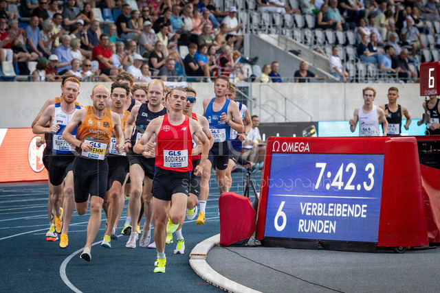 Deutsche Leichtathletik-Meisterschaften; Bochum-Wattenscheid, 25.07.2026 | 5000m Männer Finale mit Florian Bremm (Franconia  Athletics), Jona Bodirsky (TSV&nbsp;Bayer&nbsp;04&nbsp;Leverkusen) und Frederik Ruppert (LAV&nbsp;Stadtwerke&nbsp;Tübingen); Deutsche Leichtathletik-Meisterschaften am 25.07.2026 im Lorheide-Stadion, Bochum-Wattenscheid (Nordrhein-Westfalen).