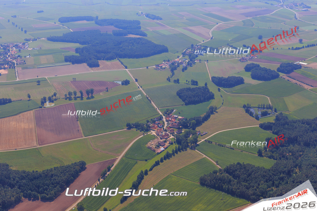 Luftbild von  Weidenbach - Luftaufnahme wurde 2015 von https://frankenair.de mittels Flugzeug (keine Drohne) erstellt - die Geschenkidee