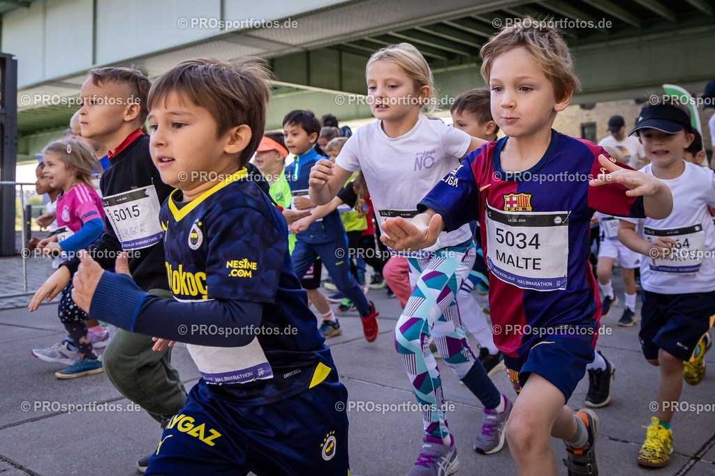 44. Kölner Brückenlauf; Koeln, 14.09.25 | Impressionen vom 44. Kölner Brückenlauf am 14.09.25 am Schokoladenmuseum in Koeln. Foto: BEAUTIFUL SPORTS/Leah Kohring