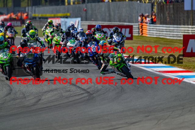 MaZZes_Fotomatrix-220423-99486 | Fotograf Mathias Schmid
Sportfotograf,
Eventfotograf,
Hochzeitsfotograf,
Portraitfotograf