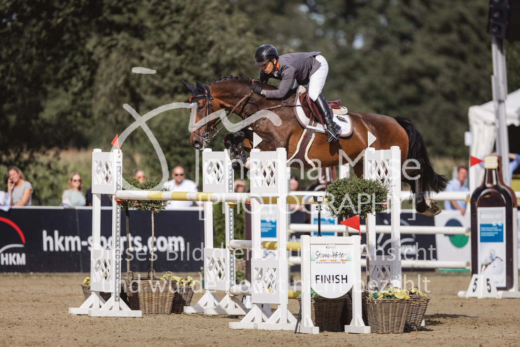 230903_HKM-BCH_Finale6j-119 | Deine schönsten Turniermomente als professionelle Fotos! Entdecke hochwertige Pferdesport-Fotografie im Online-Shop. Jetzt Fotos finden & bestellen!