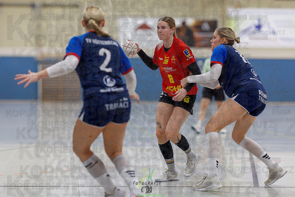 Frauen Regionalliga (HHV); HSG Wettenberg - TV Hüttenberg | Frauen Regionalliga (HHV); HSG Wettenberg - TV Hüttenberg am 06.12.2025 in Launsbach (Wettenberg) (Halle GS Launsbach (Wettenberg))Photo © 2025 - Jörg Heinrich - Realisiert mit Pictrs.com