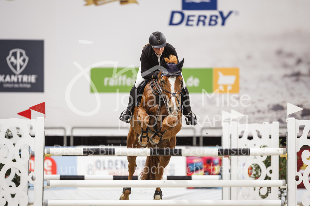 231028_Oldenburg_S1-Spr_Amateure-178 | Deine schönsten Turniermomente als professionelle Fotos! Entdecke hochwertige Pferdesport-Fotografie im Online-Shop. Jetzt Fotos finden & bestellen!