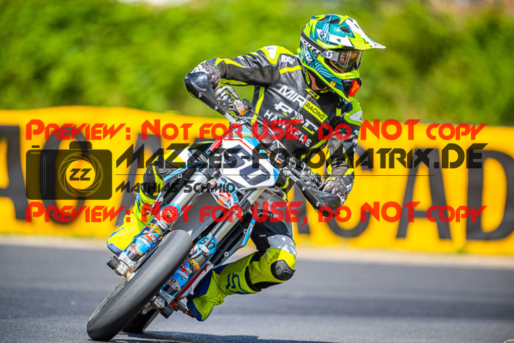 MaZZes_FotoMatrix_220528_2076 | Fotograf Mathias Schmid
Sportfotograf,
Eventfotograf,
Hochzeitsfotograf,
Portraitfotograf