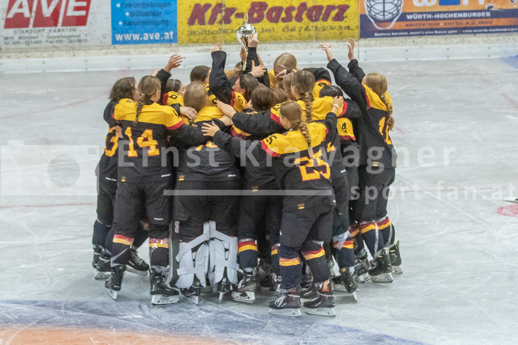 Dameneishockey | Dameneishockey, U18 Turnier am 31.08.2024 in Spittal (Eis-Sport-Arena - Sportzentrum Spittal), Austria, (Photo by Ernst Krawagner sport-fan.at) - Realisiert mit Pictrs.com