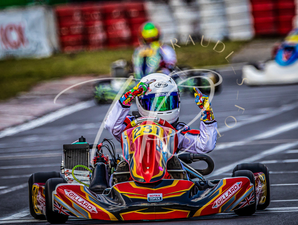 B7F9D280-7F84-49FE-93D1-5E01691A66DC | traudl_s_fotos