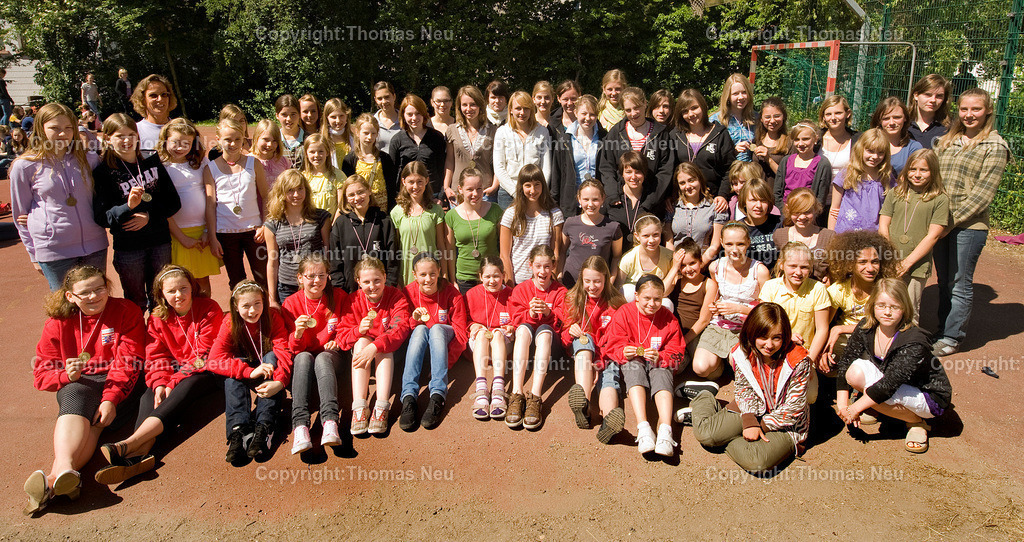 LFS | 0406,LFS erfolgreiche Tänzerinnen, ,Bild: Thomas Neu