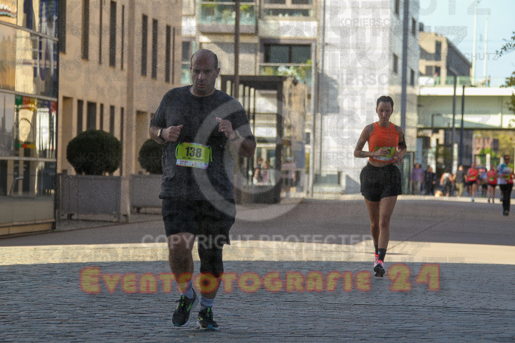 240921_1541_EV4_2094 | Sportfotografie im Rhein-Sieg Kreis, Köln, Bonn, NRW, Rheinland Pfalz, Hessen, etc. Unser Tätigkeitsfeld umfasst den Laufsport vom Volkslauf über den Marathon, Duathlon, Triathon bis zum Ultralauf wie Kölnpfad Ultra oder Schindertrail.