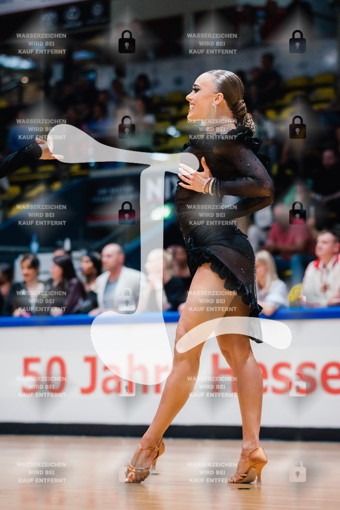 Hessen Tanzt WDSF Open Youth Latin 13th (14) Michael Bakscheev _ Julie Meck (Schwarz-Weiß-Club Pforzheim)-2025-05-17-1653 | Webshop for digital downloads and prints of dance sport, event & show photographer Julian Link - Realisiert mit Pictrs.com