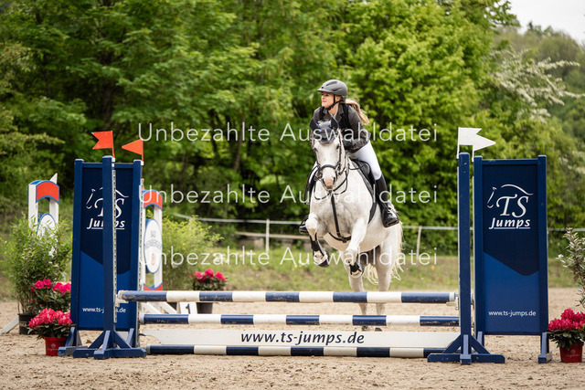 Bad_Meinberg_07603 | saradresslerfotografie - Realisiert mit Pictrs.com