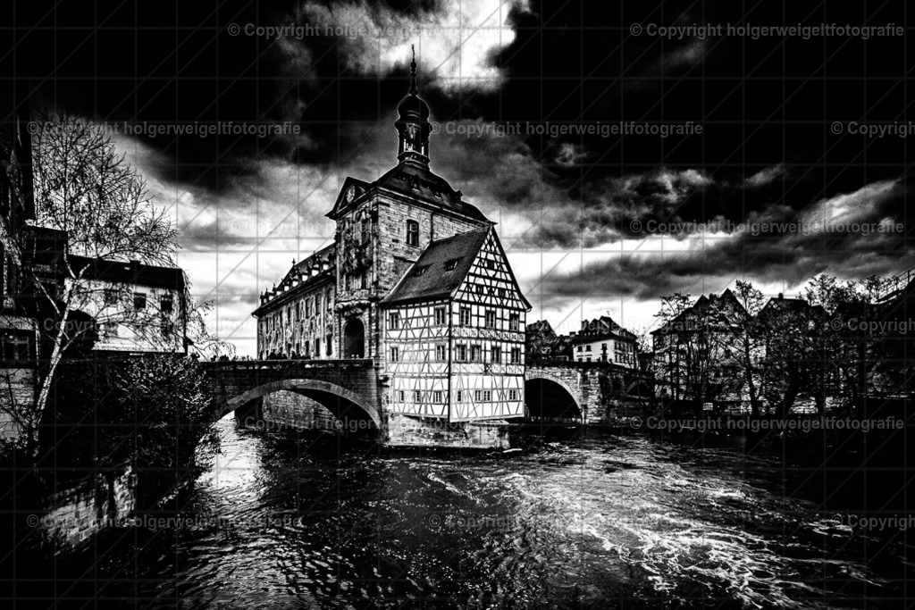 Alte Rathaus | Kaufen sie online außergewöhnliche Fotografien auf Leinwand Acrylglas Fotoprint Aludibond von holgerweigeltfotografie - Realisiert mit Pictrs.com