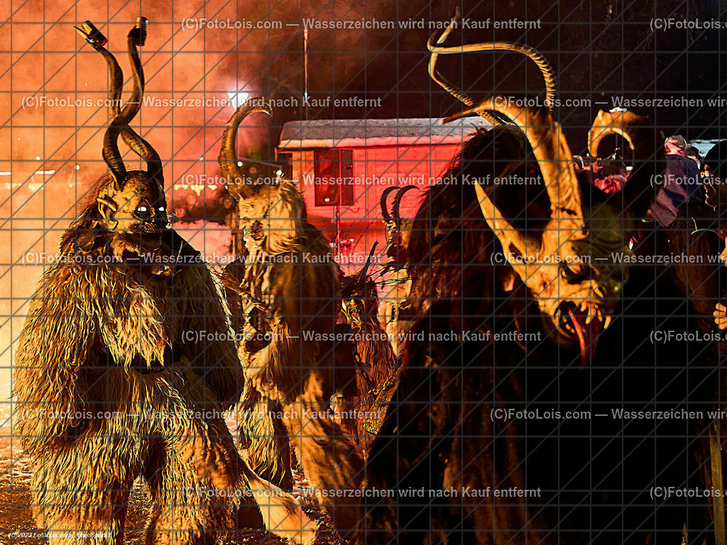 ALP5181_WIESELBURGER ADVENT_Perchtenlauf | (C)FotoLois.com, Alois Spandl, WIESELBURGER ADVENT, Perchtenlauf, So 10. Dez. 2023.