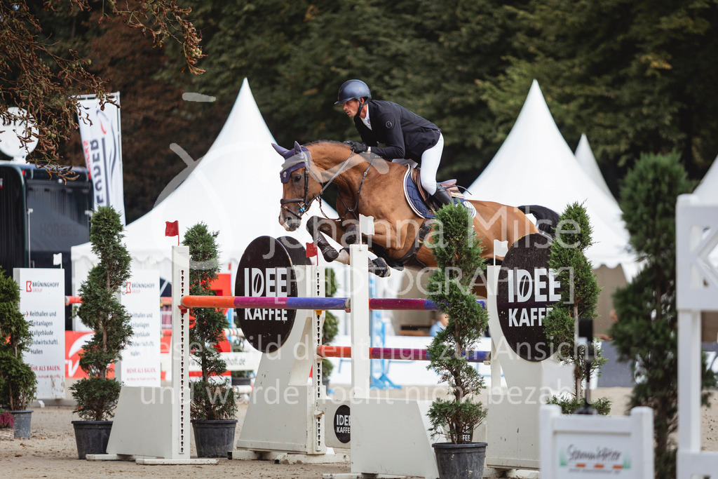 240915_OWLCh_MT-436 | Deine schönsten Turniermomente als professionelle Fotos! Entdecke hochwertige Pferdesport-Fotografie im Online-Shop. Jetzt Fotos finden & bestellen!