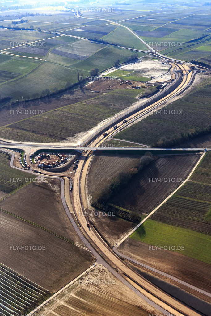 Baustelle der Umgehungsstraße für die B38 | Luftbild: Baustelle der Umgehungsstraße für die B38 in Impflingen im Bundesland Rheinland-Pfalz in Deutschland. Foto: IMG_112647.jpg vom 13.02.2019 durch Werner Riehm/FLY-FOTO.de - Realisiert mit Pictrs.com