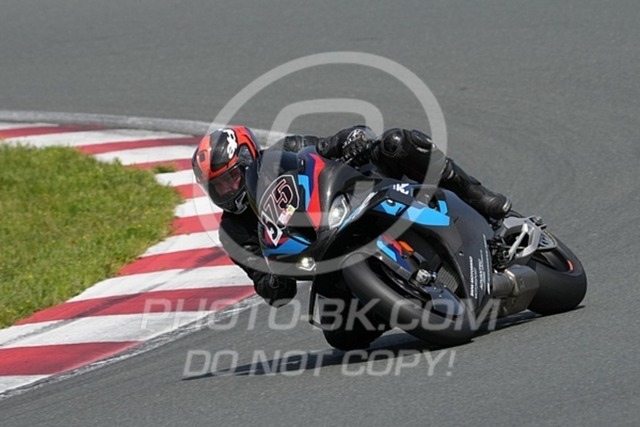 2024_06_21_PBK_16263 | Sportfotografie; SlowMotion; Video; Rennstrecke; Hafeneger; Speer; Racing; RSE; BMW; CBO; Trackday; Motorsportarena; Hockenheimring; Brno; Most; Barcelona; Valencia