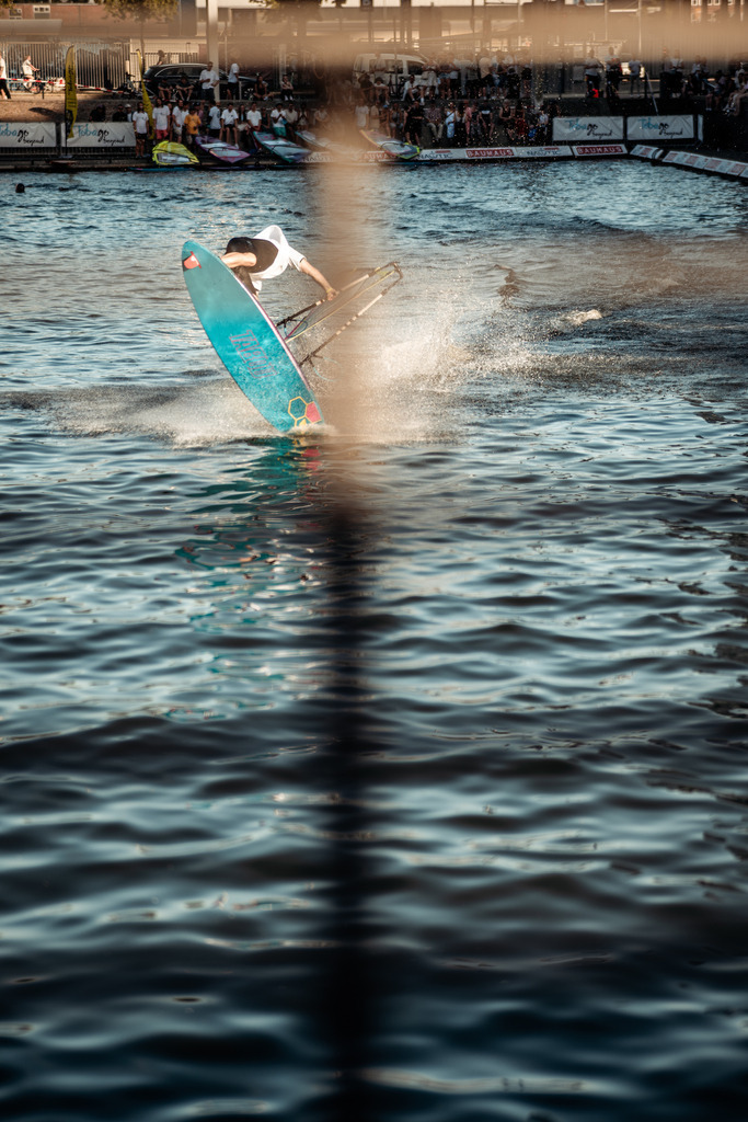 Kieler WOCHE Tow In Windsurf - @danielpankoke dpmedia (75 von 158) | dp-photography - Realisiert mit Pictrs.com