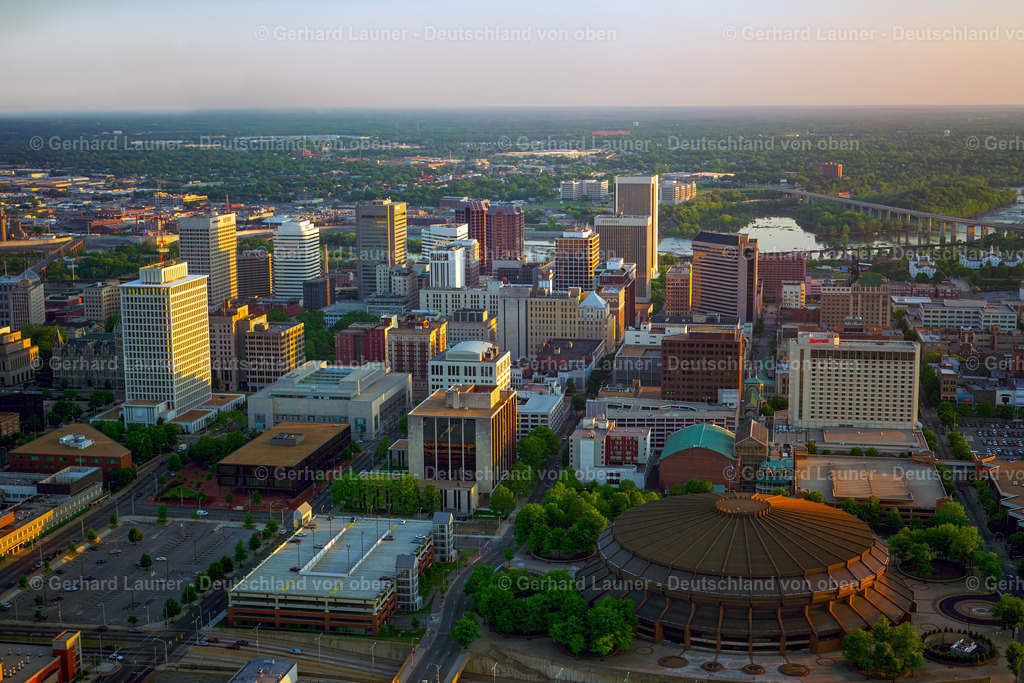 USA5693 | Downtown Richmond Virginia, USA