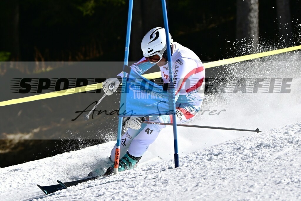 DSC_9530a | Kaufen Sie Sportbilder im Onlineshop von Andy Scherrer Sportfotografie. Faszinierende Bilder von Sportevents aus der ganzen Schweiz. Fussball, Frauenfussball, Unihockey, Handball, Schwingen und weiteren Sportarten. - Realisiert mit Pictrs.com