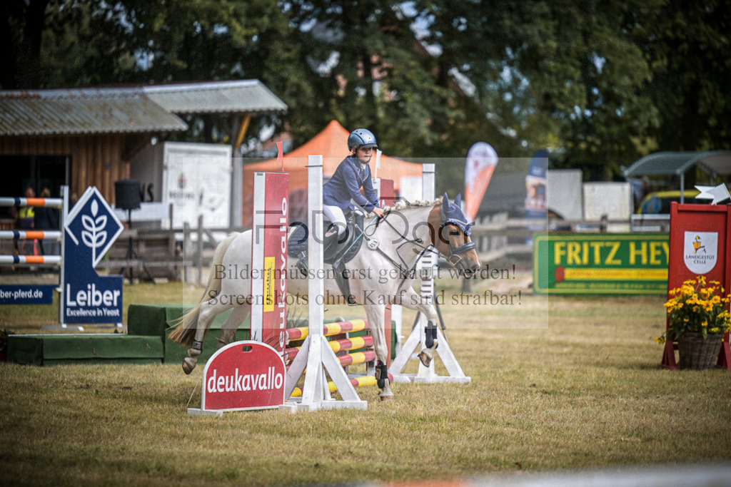 DOS_0883 | Entdecke hochwertige Reitturnierfotos von Foto Oger. Professionell, emotional und authentisch – jetzt Lieblingsmomente im Shop bestellen.Deutschlandweite Turnierfotografie. - Realisiert mit Pictrs.com