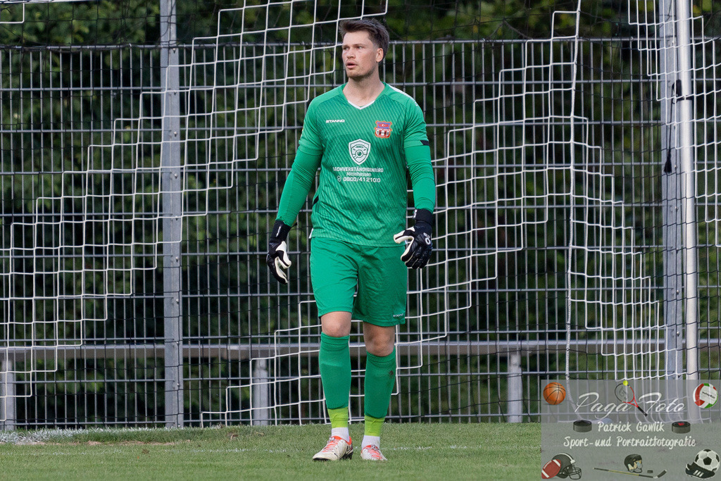 Hessenliga: Türk Gücü Friedberg - FC Eddersheim, 09.08.2024 | Felix Koob (Türk Gücü Friedberg #1), Freisteller, Portrait / Porträt, Türk Gücü Friedberg - FC Eddersheim, Friedberg, Städtischer Sportplatz, 9.8.2024 - Realisiert mit Pictrs.com