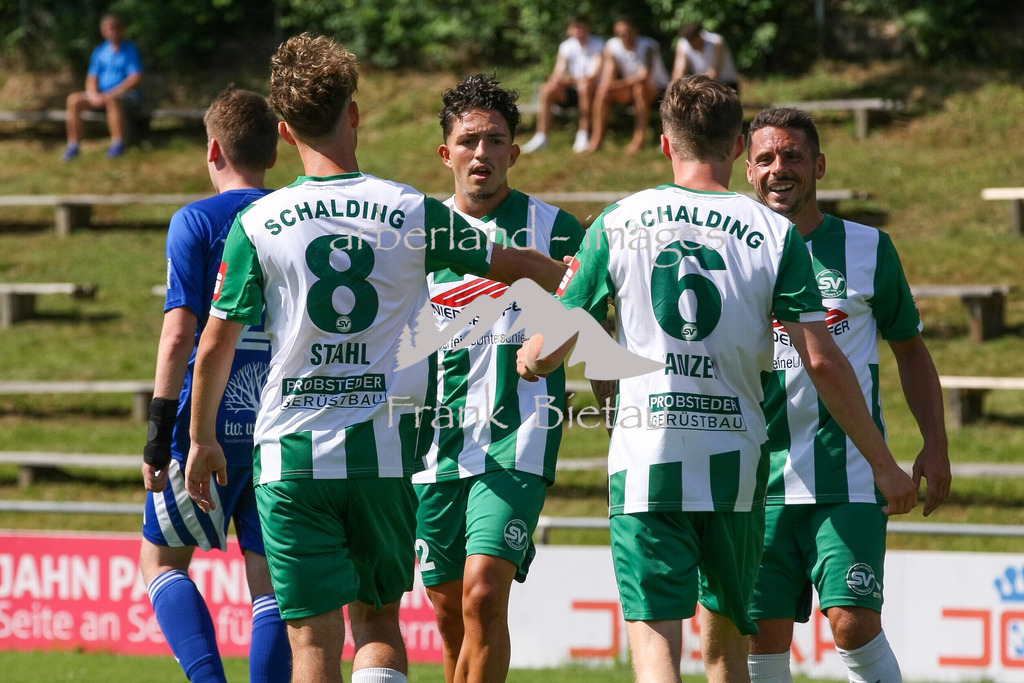 993T7709 | Medien- Sport- Entertainmentfotos