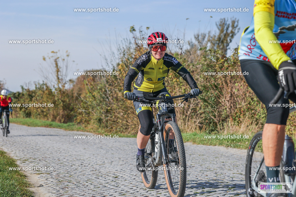 6R3A0523 | PANNONIA GRAVEL 2025 #pannoniagravel #gravel #offroad #onroad #burgenland #neusiedlersee #nrm #neusiedlerseeradmarathon #yourpictrs #sportshot_your_pictrs @Sportshot Photography www.sportshot.de