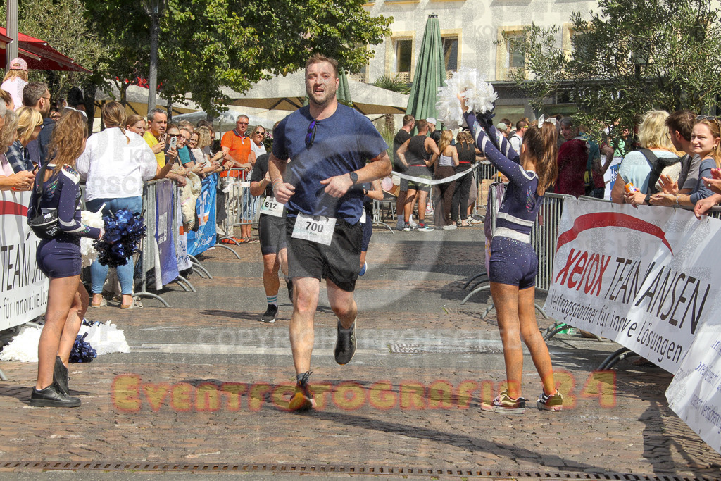250824_1507_EV4_2667 | Sportfotografie im Rhein-Sieg Kreis, Köln, Bonn, NRW, Rheinland Pfalz, Hessen, etc. Unser Tätigkeitsfeld umfasst den Laufsport vom Volkslauf über den Marathon, Duathlon, Triathon bis zum Ultralauf wie Kölnpfad Ultra oder Schindertrail.