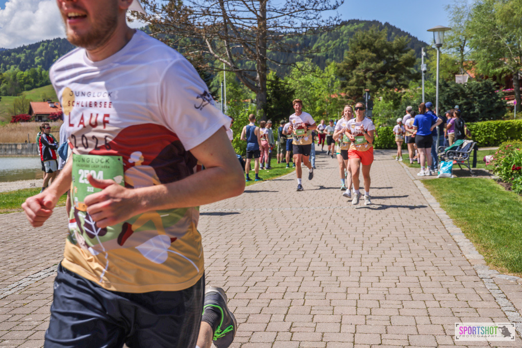 007A5501 | Schliersee Lauf 2026 #flowmotion #schlierseelauf #junglückschlierseelauf #schliersee #halbmarathon @junglueck #sportshot_your_pictrs #yourpictrs #canondeutschland #canonsportphotography