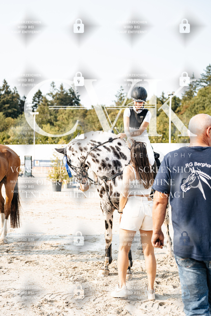 CK704454 | Turnierfotografie Pferdefotografie Trier Rheinland-Pfalz Pferdesport Reitsport Tierfotografie Sportfotografie Pferdevideo Pferdevideografie Equestrianvideography equestrianphotography  - Realisiert mit Pictrs.com