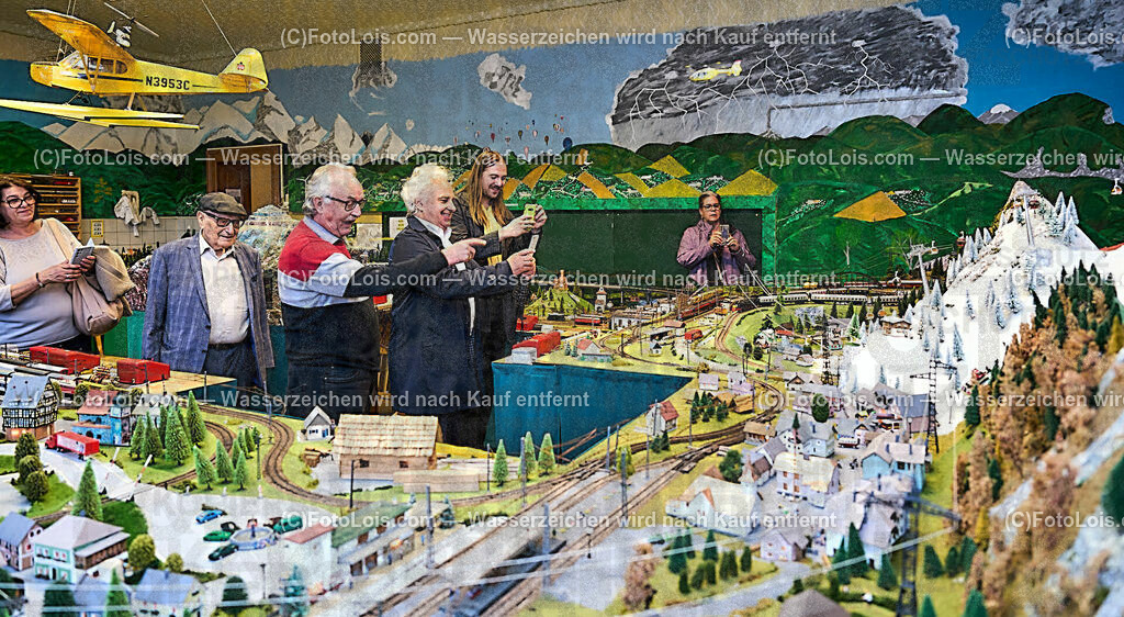 ALP9534_Foederation_Chopin-Ges_Lackenhof_Modellbahn-Etzler | (C)FotoLois.com, Alois Spandl, Föderation der internationalen Chopin-Gesellschafen (deren gibt es weltweit 34) - Zusammentreffen und Sitzung im Vorfeld des XXXIX. Chopinfestivals in der Kartause Gaming und Rahmenprogramm - Ausflug mit dem Bus zum Lunzer See und nach Lackenhof, gemeinsames Abendessen, Do 3. August 2023.