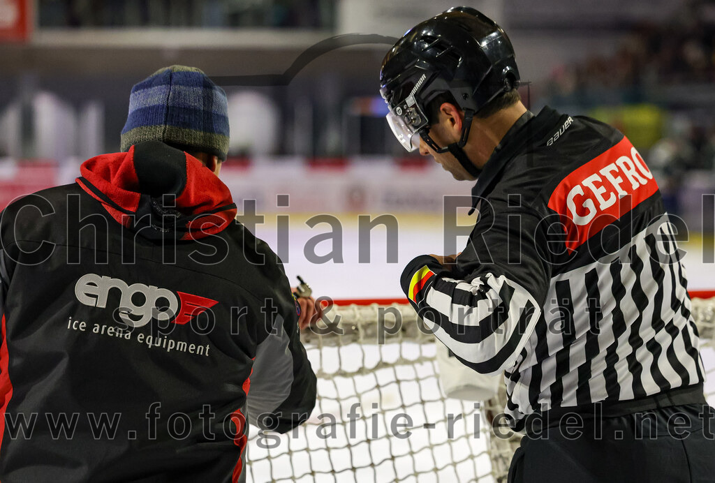 2026-01-02_038_TSV_Erding_gegen_Hoechstadt_Alligators | Erding, Deutschland, 02.01.2026:Eishockey, Oberliga Süd 2025 / 2026, 33. Spieltag, TSV Erding gegen Höchstadt Alligators, Endergebnis: 2:1Foto: Christian Riedel / fotografie-riedel.net
