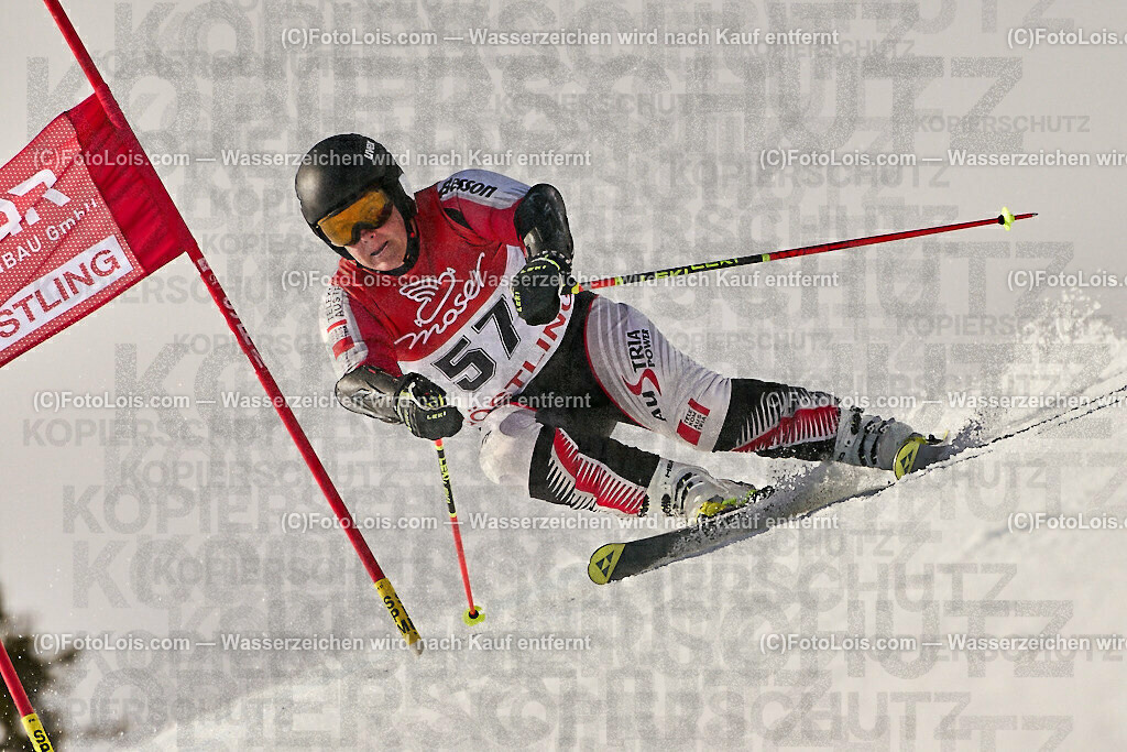 ALP4799_WCM-SuperGiant_Kat-C_Esletzbichler Elfriede | (C)FotoLois.com, Alois Spandl, World Criterium Masters Ski Alpin 2023 Hochkar, SuperGiantSlalom, Kategorie C, Mi 22. März 2023.