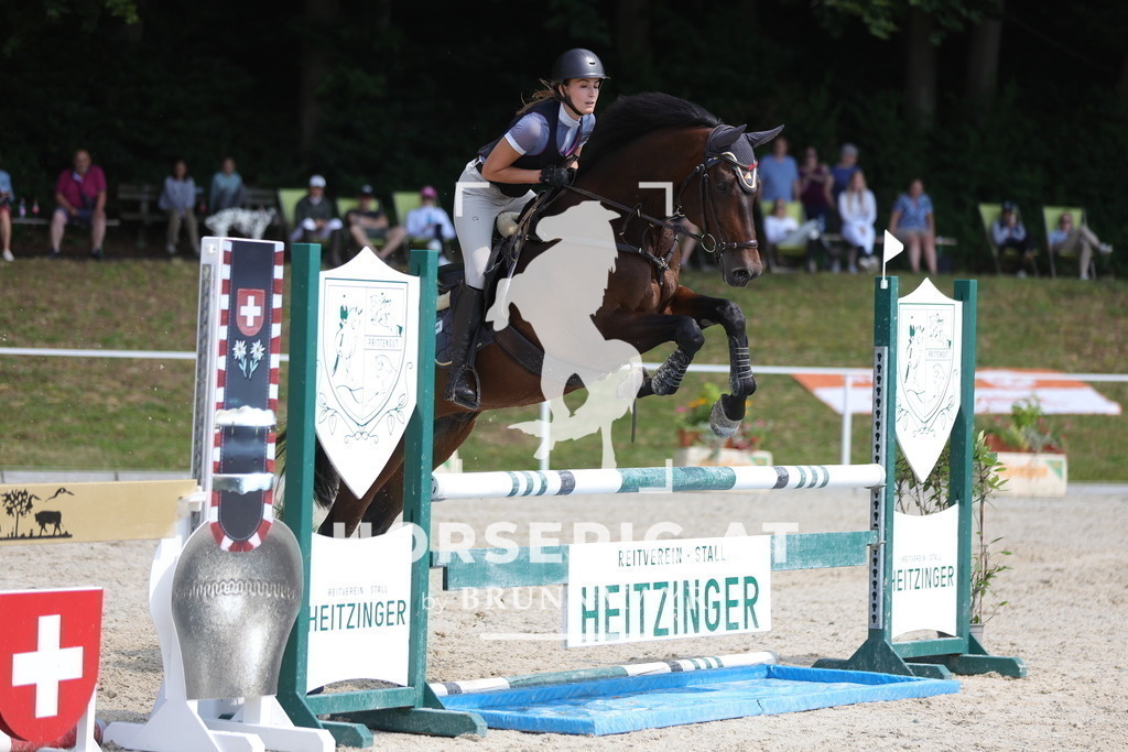 0P6A8638 | Willkommen bei Brunnmayr - Design & Fotografie – Ihrem Spezialisten für Reitturniere und Pferdeveranstaltungen in Oberösterreich, Salzburg und Bayern! Seit über 17 Jahren sind wir leidenschaftlich dabei.