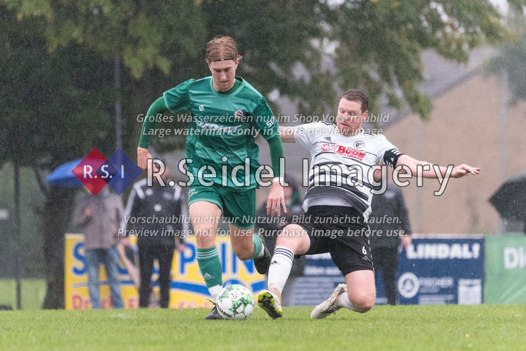 RS-1-014397 | Meiko Werner (#15, Neumünster), Patrick Claus Ellenberger (#6, Reinfeld, Teamkapitän)