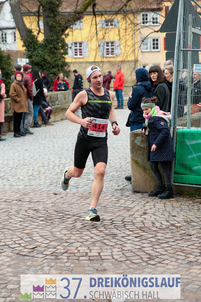 VR Bank Hauptlauf 10000m | 3 Koenigslauf 2023 - Realisiert mit Pictrs.com