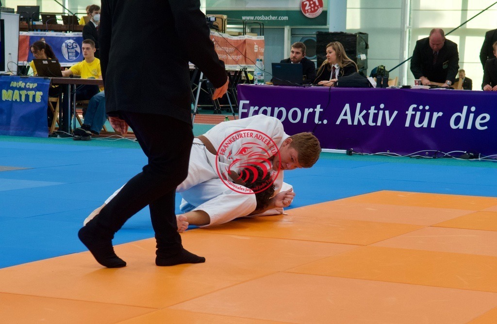 RAS_8143 | Fotos vom Adler Cup - Pictures from Adler Cup

Hier findet Ihr alle Eindrücke und großen Momente der Adler Cup Wochenenden. Here you will find all impressions and great moments of the Adler Cup weekends. - Realisiert mit Pictrs.com