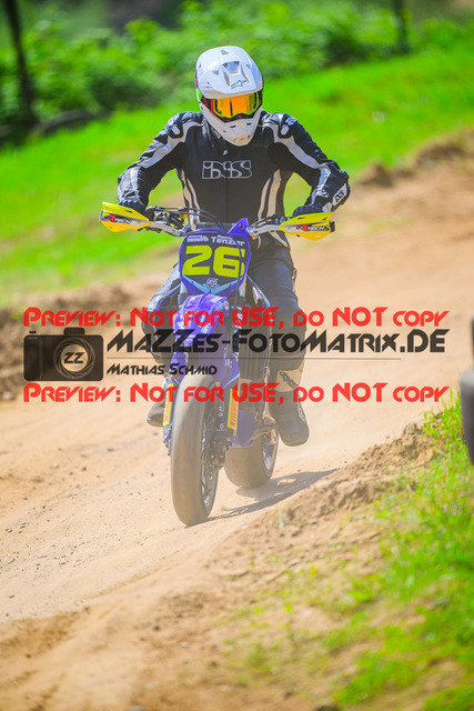 MaZZes_FotoMatrix_240511_6007705_2793 | UE40