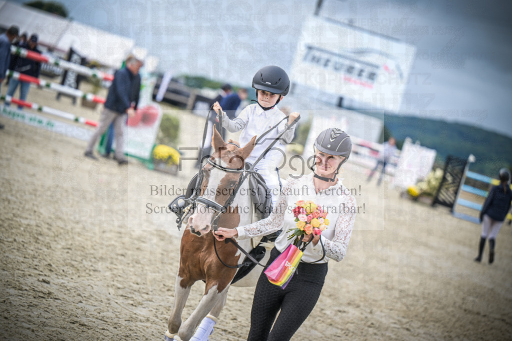 DOS_0515 | Entdecke hochwertige Reitturnierfotos von Foto Oger. Professionell, emotional und authentisch – jetzt Lieblingsmomente im Shop bestellen.Deutschlandweite Turnierfotografie. - Realisiert mit Pictrs.com