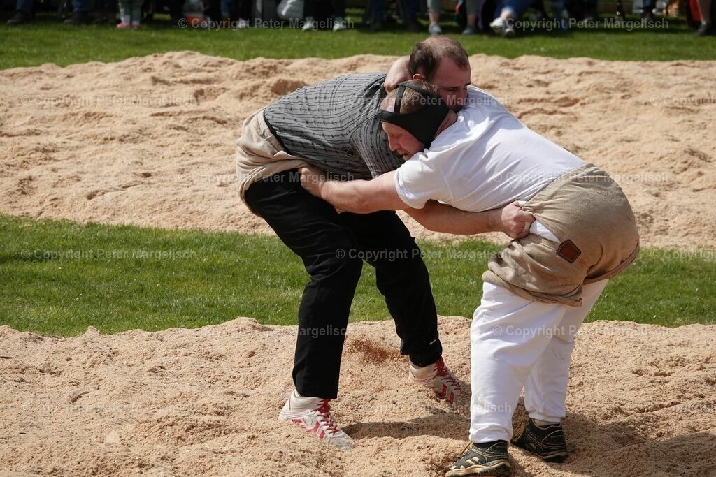 k-DSC03052 | Schwingen - Realisiert mit Pictrs.com