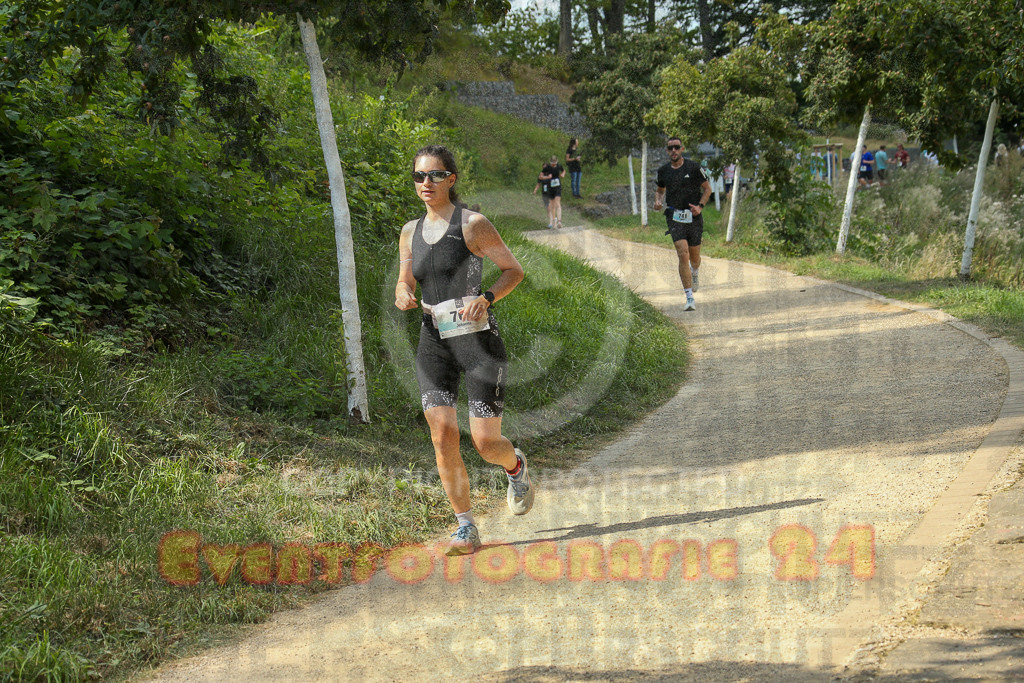 250824_1501_EX1_8323 | Sportfotografie im Rhein-Sieg Kreis, Köln, Bonn, NRW, Rheinland Pfalz, Hessen, etc. Unser Tätigkeitsfeld umfasst den Laufsport vom Volkslauf über den Marathon, Duathlon, Triathon bis zum Ultralauf wie Kölnpfad Ultra oder Schindertrail.