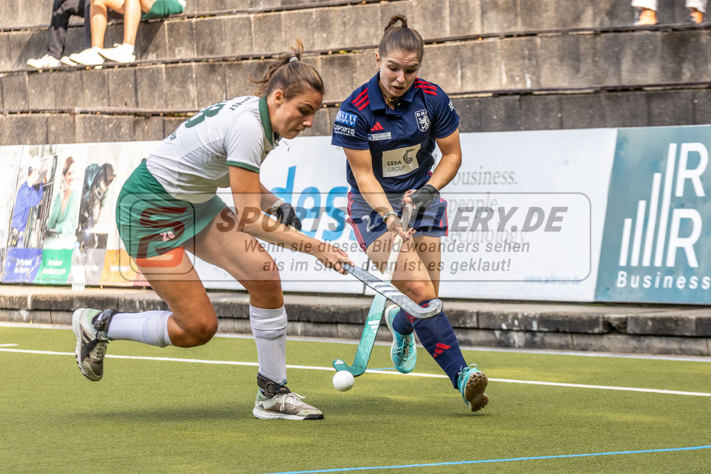 MJ_30.09.2023_F_UHTC-DHC-15 | Marie Hahn (Düsseldorfer HC #2) & Lynn Neuheuser (Uhlenhorst Mülheim #28), Uhlenhorst Mülheim - Düsseldorfer HC am 30.9.2023 im Waldstadion, Mülheim a. d. Ruhr