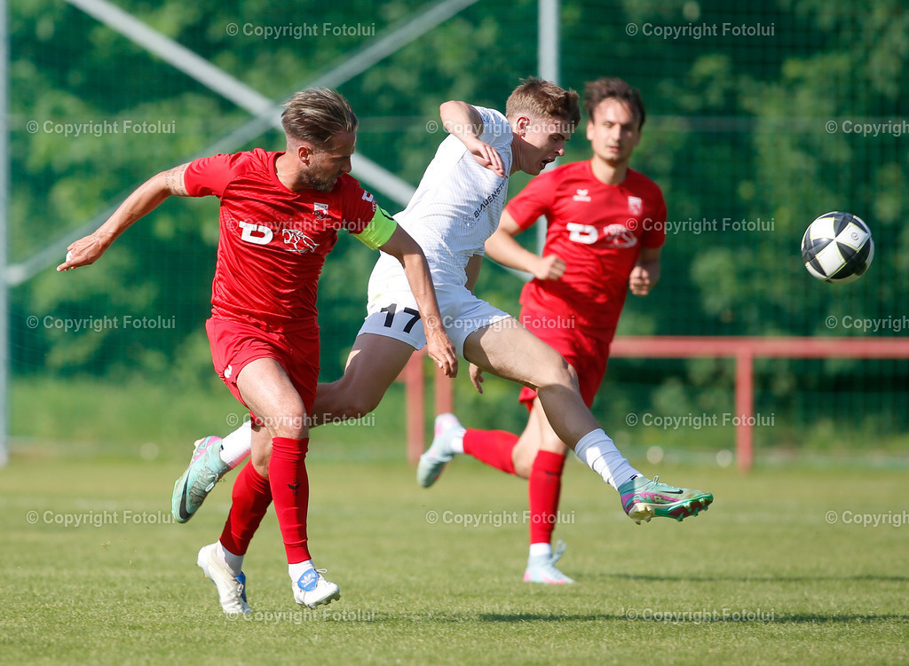 A_LUI_140625_000013 | SPORT FUSSBALL LL.OST 14.06.2025 ASKOE OEDT 1B -METALLBAU BLAUENSTEINER NAARN IM BILD :SIMON ABARAHAM  (OEDT1B) UND FABIAN FARTHOFER  (NAARN) FOTO:FOTOLUI