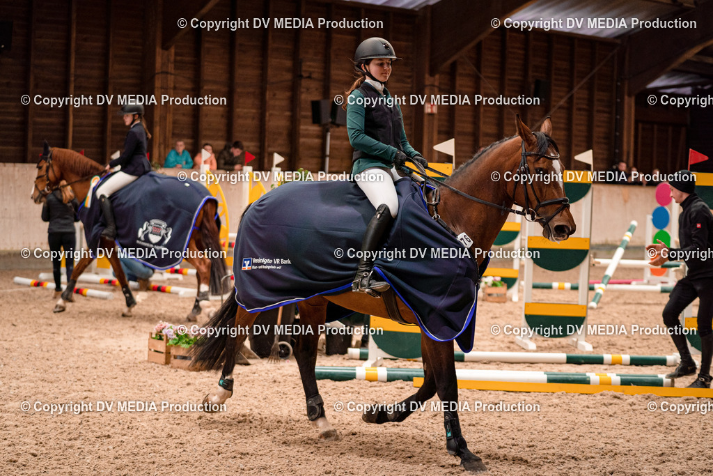 Springen Tag 2-374 | dv-media-shop - Realisiert mit Pictrs.com