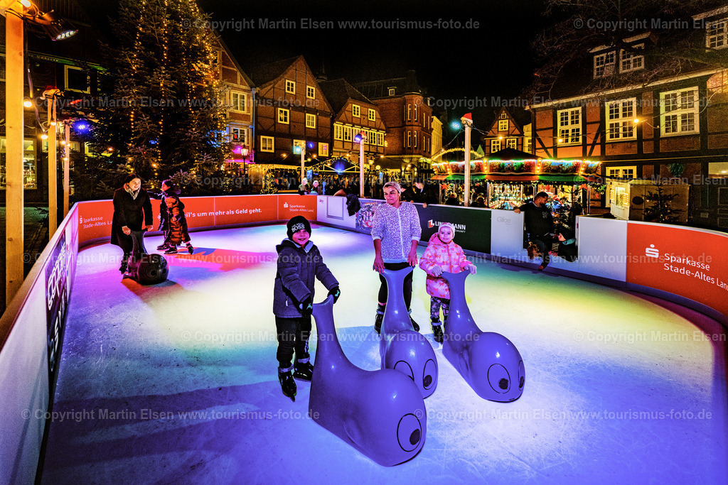 Stade Fischmarkt Weihnachtsmarkt_ELS_7751291124a | Fotos aus den Touristenorten aus Norddeutschland. - Realisiert mit Pictrs.com