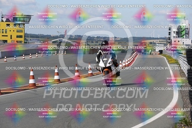 2016-07-01-PBK-1638 | Sportfotografie; SlowMotion; Video; Rennstrecke; Hafeneger; RSE; Speer; Trackday; Motorsportarena; Hockenheimring; Brno; Most; Barcelona; Valencia, Benny; Kaetzmer;